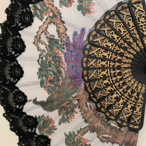 Vintage hand fan new
