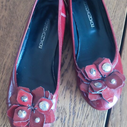 Gianna Kazakou ballerinas like new, burgundy leather with front details