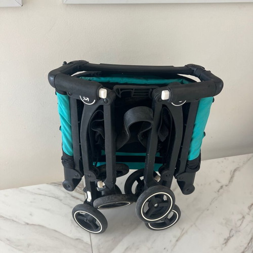 Gb Pockit Ultra-Compact Stroller used, teal Caribbean Blue