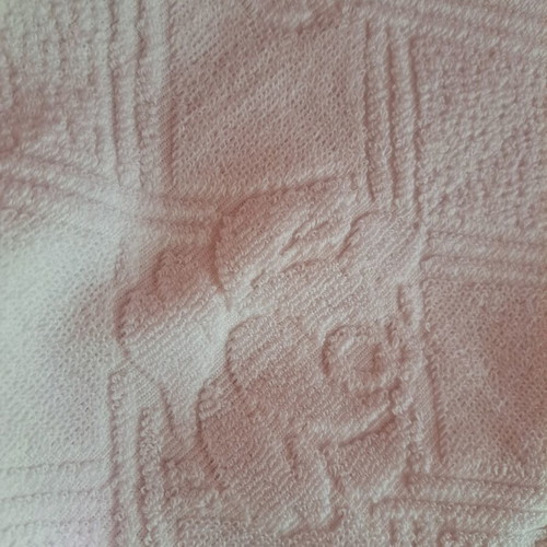 Towel set white 2 pieces new, face embossed and plain body