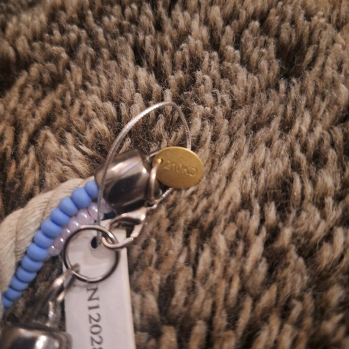 Handmade 210KD necklace new, beige and blue