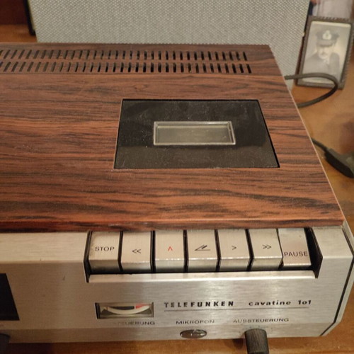 Telefunken Cavatine 101 vintage radio used, cassette not working