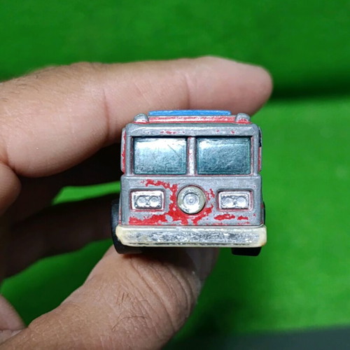Vintage Hot Wheels 1976 Fire Eater Red Fire Truck used