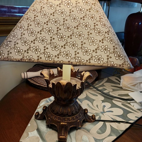 Porcelain table lamp like new, height 0.44m
