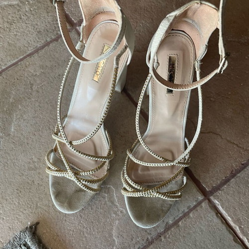 Migato beige high heel shoes with gold details like new, size 40
