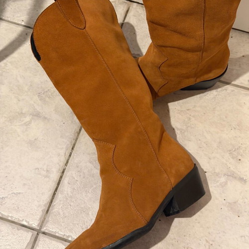 Anesis brown suede boots used, size 37
