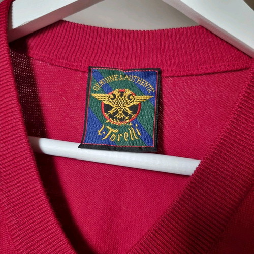 Wool Vest like new, red, size M/L, made in Italy