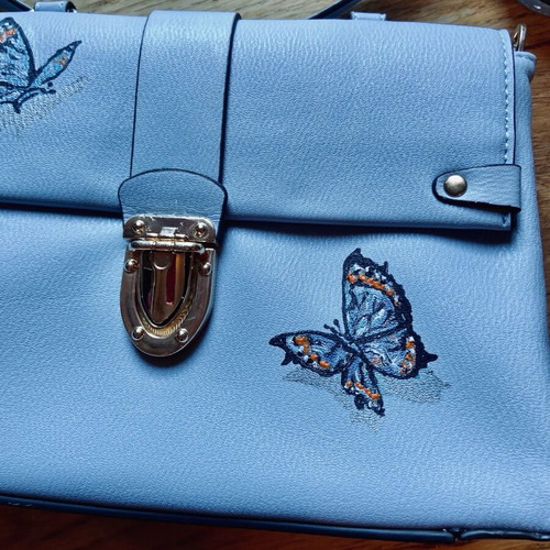 Axel bag hand-painted new in pastel color
