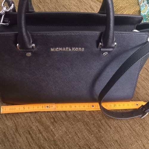 Michael Kors Selma leather handbag, medium size, black