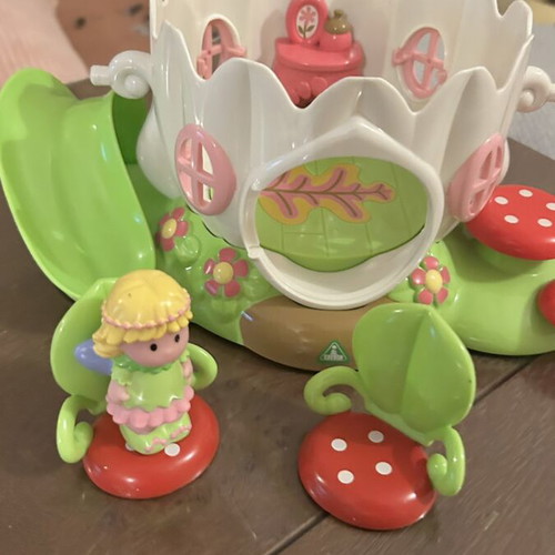 ElC Playset like new