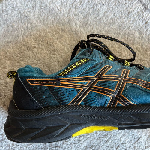 Asics Gel-Venture 9 athletic shoes used, size 44, blue