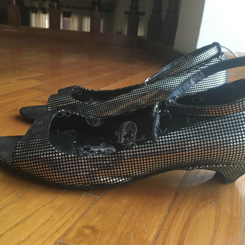 Fornarina pumps like new, black and silver, size 37
