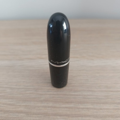 Mac Cockney Lipstick new without box