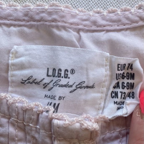 Baby clothing set like new with H&M and Mothercare tops and shorts
