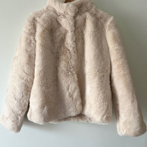Fur one size, white, new
