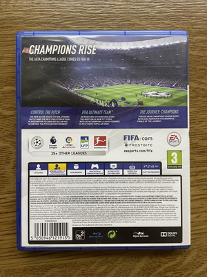 FIFA 19 PS4 game