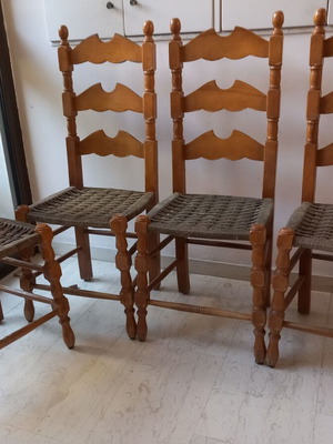 Rotunda Kitchen Dining Set with 4 Chairs used, beech wood