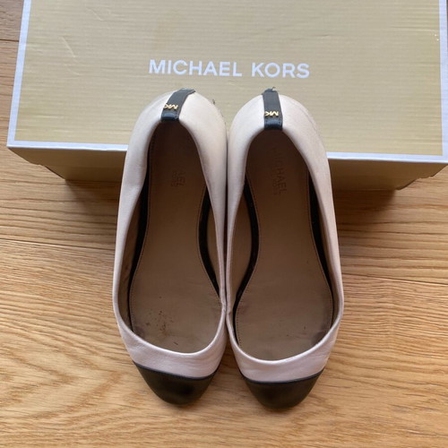 Μπαλαρίνες Michael Kors μεταχειρισμένες, νούμερο 38, μαύρο και μπεζ