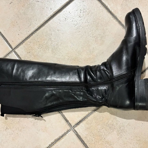 Nak black boots used, size 39