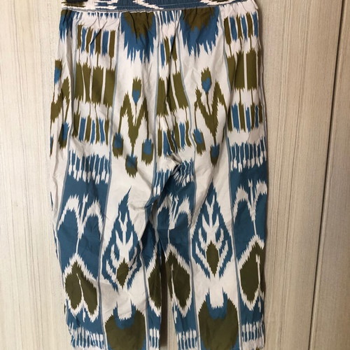 Milla crop cotton pants size L used, white and blue