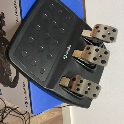 Logitech G29 Steering Wheel and Pedals like new for PS5 PS4 PS3 PC