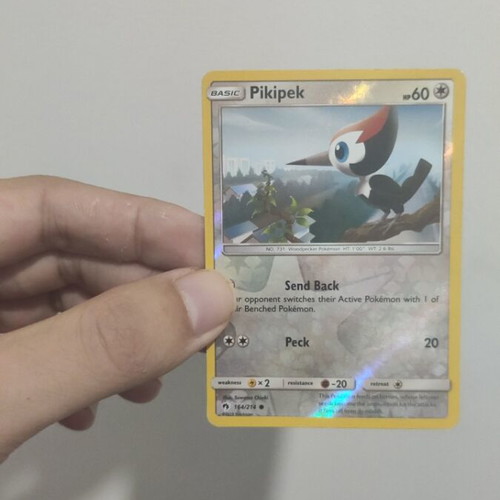 Pokémon card Pikipek reverse holo, good condition