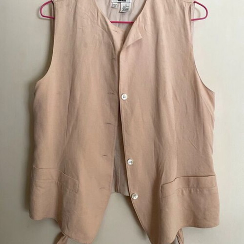 DKNY vest used, 100% silk, pink, size M