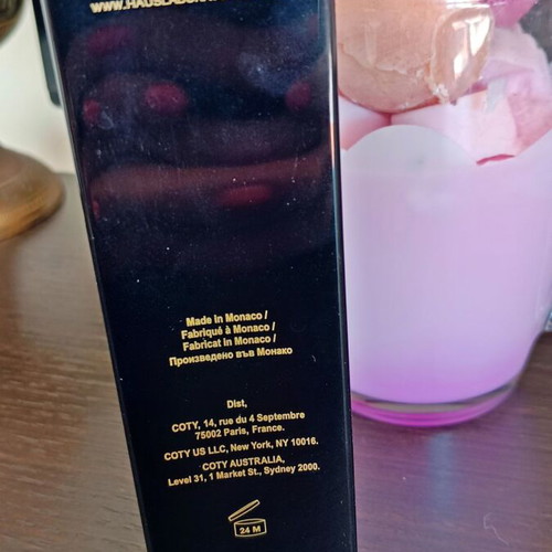 Lady Gaga Fame Black Fluid Black Body Lotion like new 200 ml