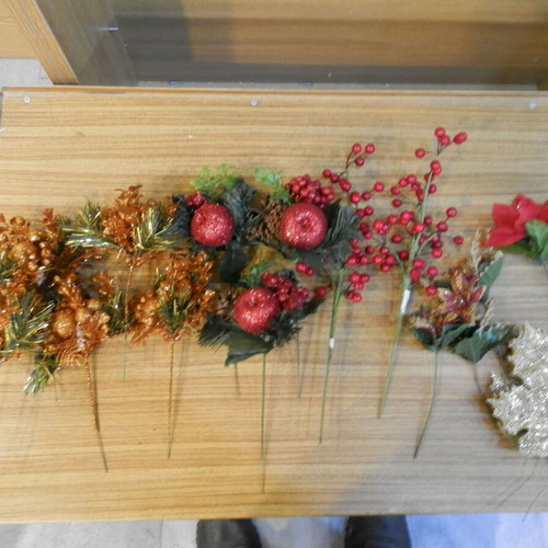 Christmas basket decorations like new