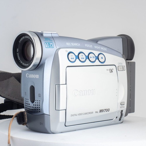 Canon MV700 Mini DV Camcorder used, boxed and fully tested