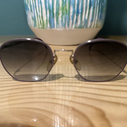 Sunglasses with metal frame like new, purple