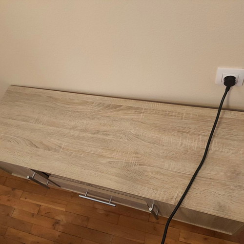 Coffee table and TV stand like new, melamine wood design