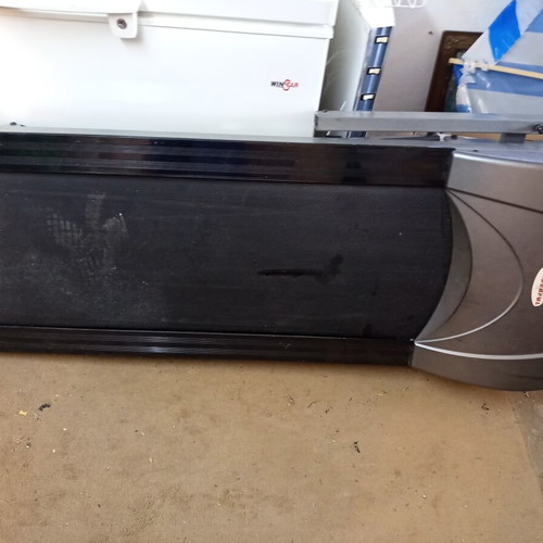 Treadmill used, functional