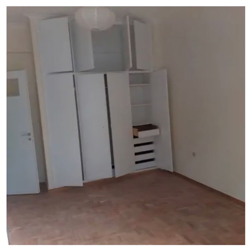 Studio renovated 30 sqm with balcony, elevator and security door in Pangrati