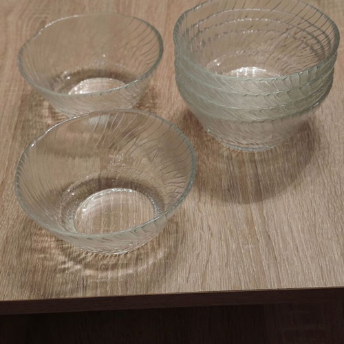 Glass ice cream bowls used, set of 6 with embossed design