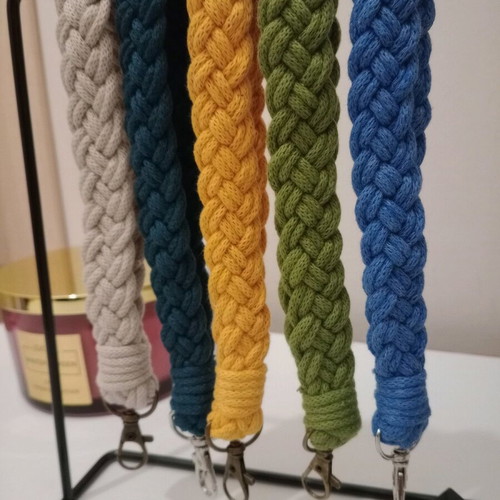 Macrame keychain like new, multicolor