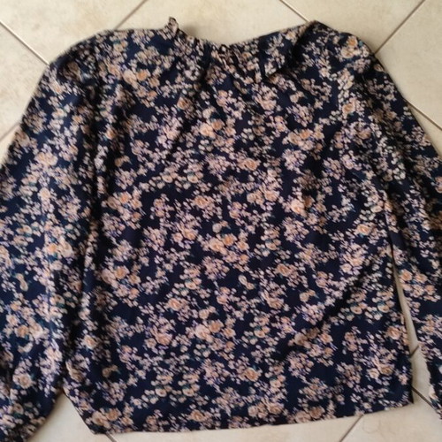 Shein turtleneck shirt used, size large, multicolor, 100% polyester