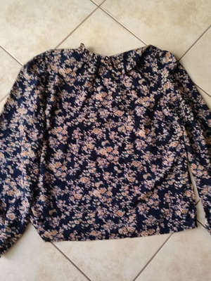 Shein turtleneck shirt used, size large, multicolor, 100% polyester