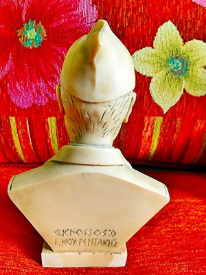 Eleftherios Venizelos bust new 20 x 12.5 cm with carved Knossos inscription