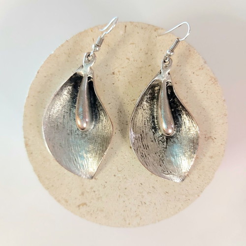 Calla flower women's earrings new, silver with textured embossed design