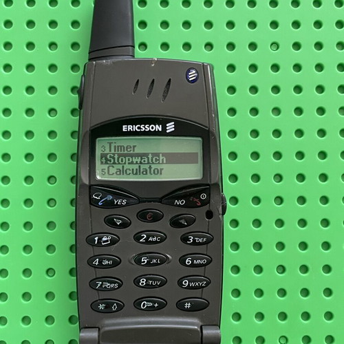 Ericsson T28s phone used with new battery