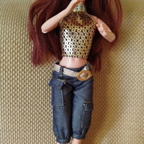 Chelsea doll from My Scene by Mattel like new, Y2K style