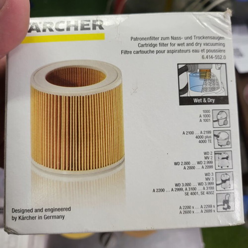 Kärcher replacement set like new, 2 filters and 8 bags for WD 3, SE 4001