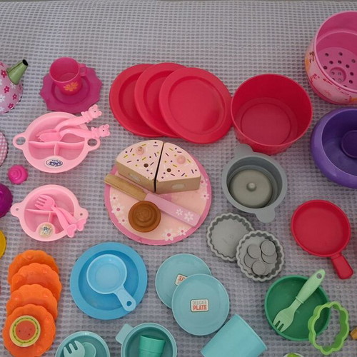 Children's kitchen set used, large pack with plastic food 50+ pieces