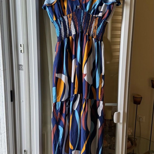 Doca maxi summer dress like new, size M, multicolor