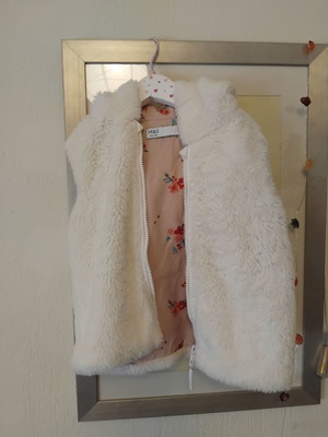 Marks and Spencer vest for girl 5-6 years like new
