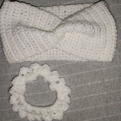Knitted handmade headband with scrunchie set white made to order