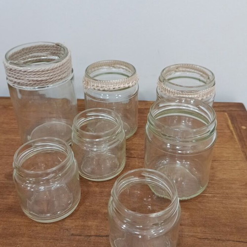 Various jars used, set