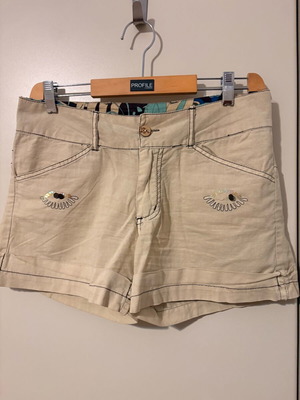 Linen shorts like new, size S, beige