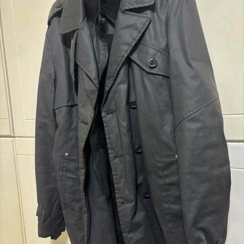 Explorer men's coat Large black and gray like new